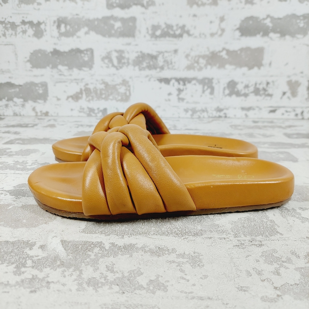 New SEYCHELLES LOW KEY TAN LEATHER Minimal Luxe Slide Sandals W5